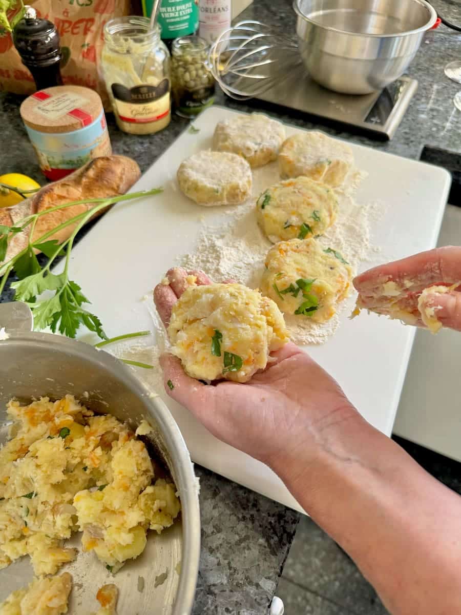 how to shape fishcake patties