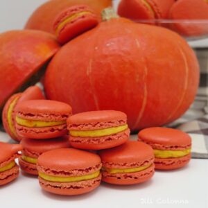 pumpkin spiced macarons