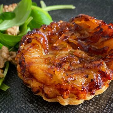 individual onion tarte tatin