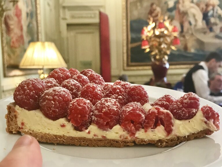 raspberry tart slice teatime Jacquemart Andre museum paris