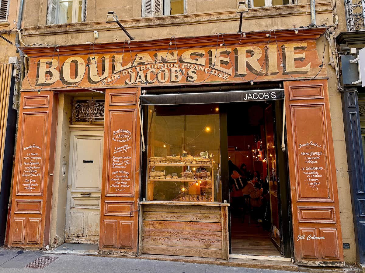 old storefront of a bakery in Aix-en-Provence called Jacob's Boulangerie